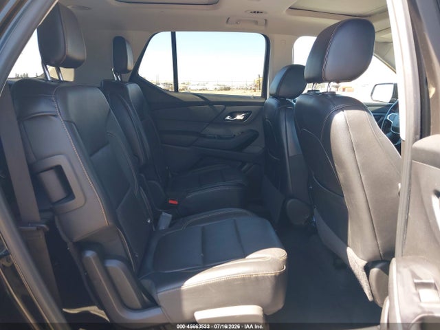 Chevrolet Traverse Premier 2018 1GNERKKW5JJ242472 Image 8