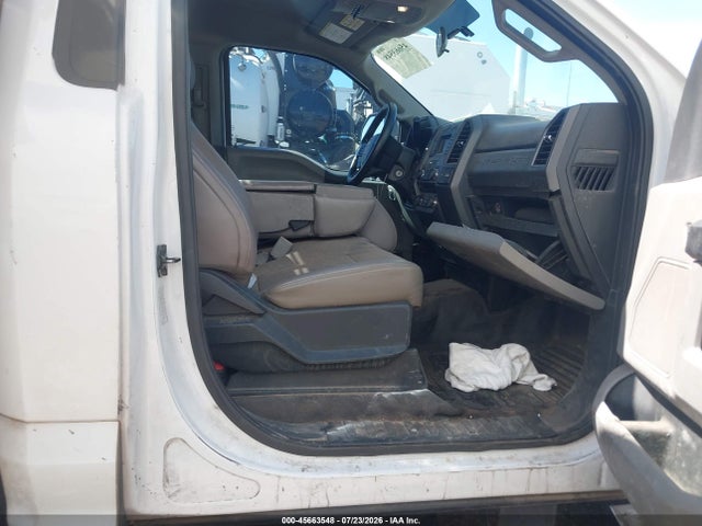 1FDUF5GT0JEB51871 Ford F-550 Chassis Xl