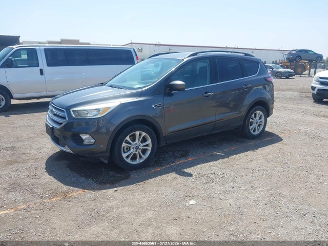 Ford ESCAPE SE 2018 1FMCU9GD7JUD08660 Image 2