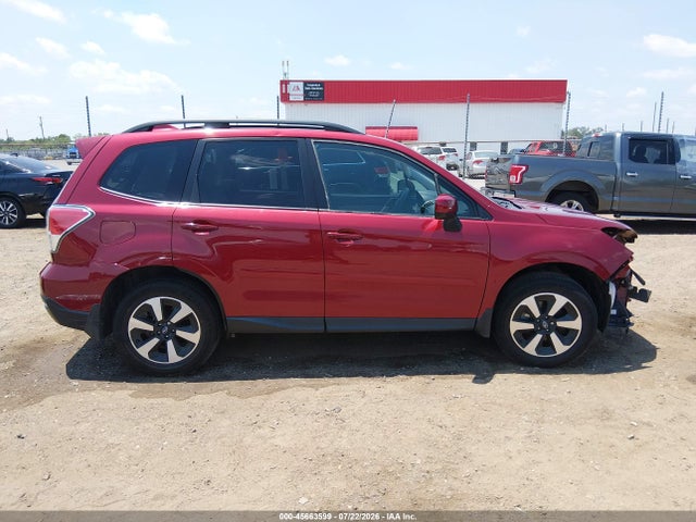 45663599 :رقم المزاد ، JF2SJAGC0JH406389 vin ، 2018 Subaru Forester 2.5i Premium مزاد بيع