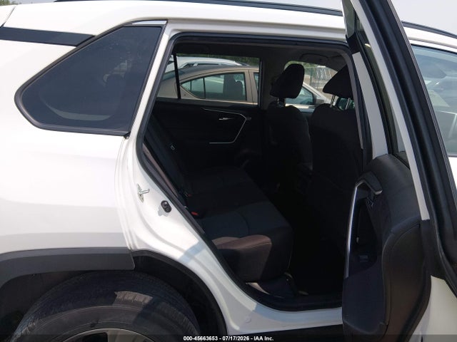 Auction sale of the 2023 Toyota Rav4 Xle, vin: 2T3P1RFV4PC332596, lot number: 45663653
