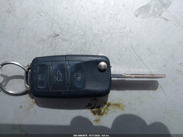 2008 Volkswagen Eos Komfort მანქანა იყიდება აუქციონზე, vin: WVWBA71F28V035557, აუქციონის ნომერი: 45663676
