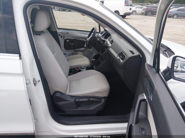 45663695 :رقم المزاد ، 3VV2B7AX0JM010325 vin ، 2018 Volkswagen Tiguan 2.0t Se/2.0t Sel مزاد بيع