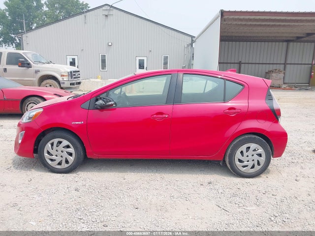Продажа на аукционе авто 2015 Toyota Prius C Two, vin: JTDKDTB33F1112591, номер лота: 45663697