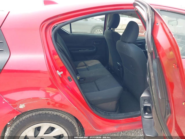 Продажа на аукционе авто 2015 Toyota Prius C Two, vin: JTDKDTB33F1112591, номер лота: 45663697