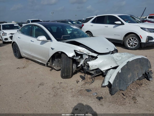 Продаж на аукціоні авто 2019 Tesla Model 3 Long Range/performance, vin: 5YJ3E1EB9KF151051, номер лоту: 45663711