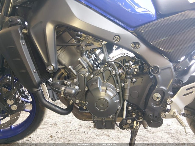 Yamaha MT09 2022 JYARN71E8NA002829 Image 9