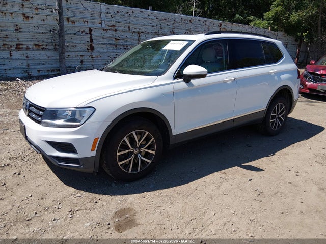2018 Volkswagen Tiguan 2.0t Se/2.0t Sel მანქანა იყიდება აუქციონზე, vin: 3VV2B7AXXJM190803, აუქციონის ნომერი: 45663714