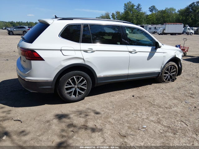2018 Volkswagen Tiguan 2.0t Se/2.0t Sel მანქანა იყიდება აუქციონზე, vin: 3VV2B7AXXJM190803, აუქციონის ნომერი: 45663714