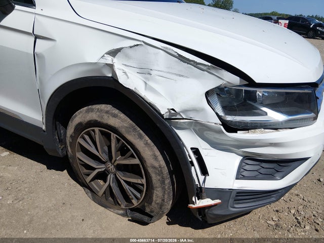 2018 Volkswagen Tiguan 2.0t Se/2.0t Sel მანქანა იყიდება აუქციონზე, vin: 3VV2B7AXXJM190803, აუქციონის ნომერი: 45663714