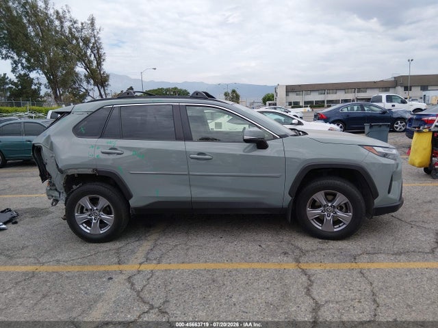 Toyota Rav4 Xle 2022 JTMW1RFV2ND088967 Image 14