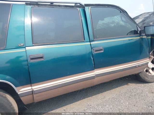 Aukcja sprzedaży 1997 Chevrolet Suburban 1500, vin: 1GNEC16R7VJ442744, numer aukcji: 45663761
