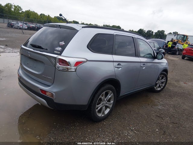 Продаж на аукціоні авто 2015 Mitsubishi Outlander Se, vin: JA4AZ3A33FZ007351, номер лоту: 45663784