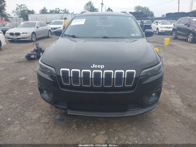 1C4PJMLXXKD413955 Jeep Cherokee Latitude Plus 4x4
