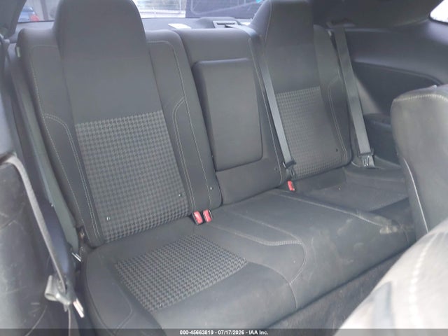 45663819 :رقم المزاد ، 2C3CDZAG1GH184666 vin ، 2016 Dodge Challenger Sxt مزاد بيع