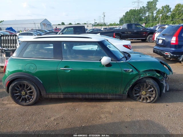 Mini Se Hardtop Cooper 2022 WMW13DJ08N2R33347 Image 14