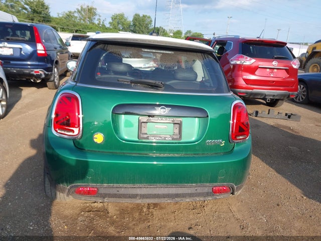 Mini Se Hardtop Cooper 2022 WMW13DJ08N2R33347 Image 17