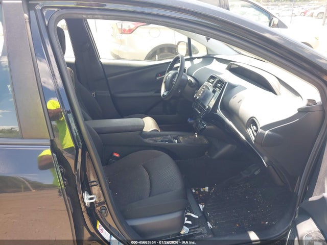 JTDL9RFU0L3013884 Toyota Prius Le Awd-e