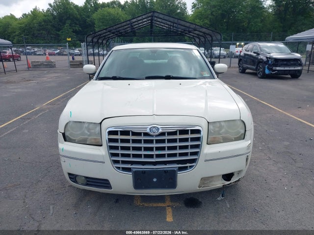2007 Chrysler 300 Touring მანქანა იყიდება აუქციონზე, vin: 2C3LK53G57H821943, აუქციონის ნომერი: 45663869