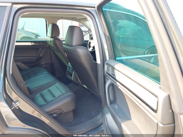 2011 Volkswagen Touareg Vr6 Sport მანქანა იყიდება აუქციონზე, vin: WVGFF9BP0BD000661, აუქციონის ნომერი: 45663882