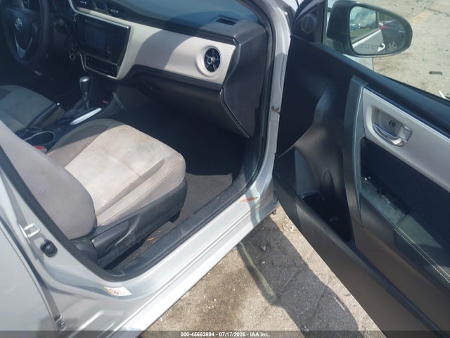 Продажа на аукционе авто 2018 Toyota Corolla Le, vin: 2T1BURHE8JC009523, номер лота: 45663894