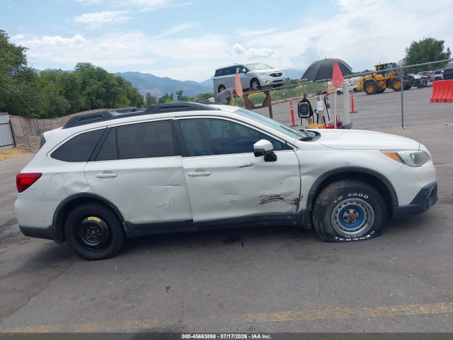 Subaru Outback 2.5i Premium 2016 4S4BSAFC5G3215579 Image 13