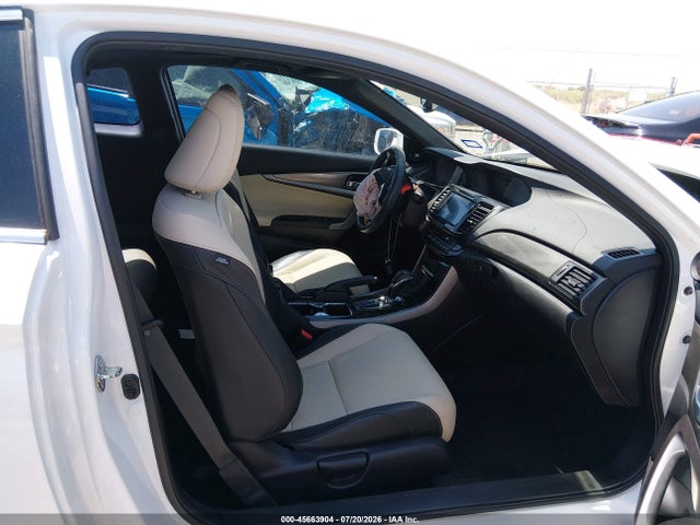 Продаж на аукціоні авто 2016 Honda Accord Ex-l, vin: 1HGCT1B86GA001544, номер лоту: 45663904