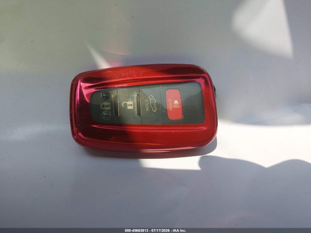 45663913 :رقم المزاد ، 5TDBZRBH3LS014711 vin ، 2020 Toyota Highlander Le مزاد بيع