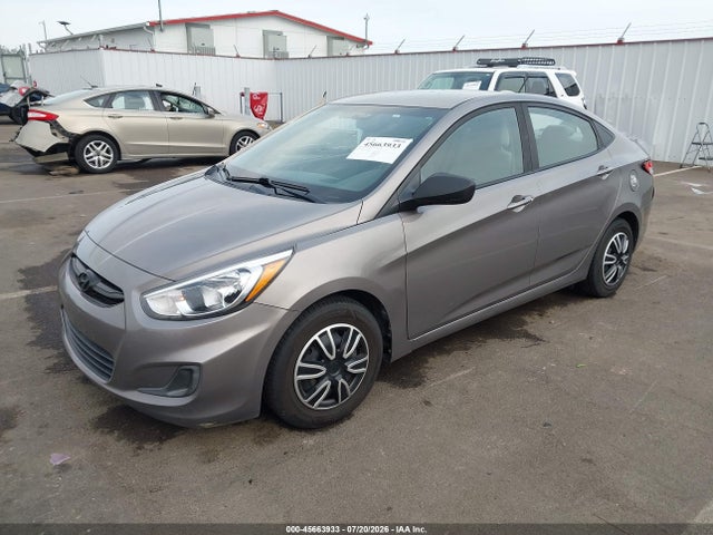 Hyundai ACCENT SE 2017 KMHCT4AE2HU374826 Image 2