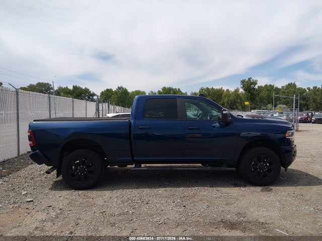 3C6UR5FJ8RG355969 RAM 2500 Laramie 4x4 6&#039;4 Box