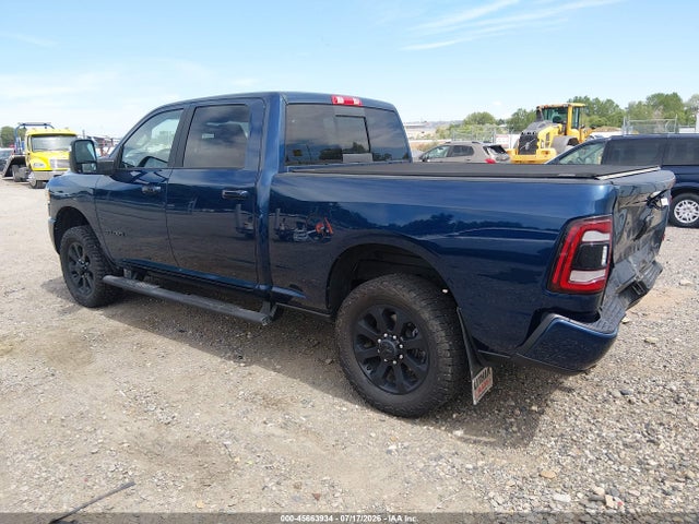 3C6UR5FJ8RG355969 RAM 2500 Laramie 4x4 6&#039;4 Box