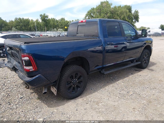 3C6UR5FJ8RG355969 RAM 2500 Laramie 4x4 6&#039;4 Box