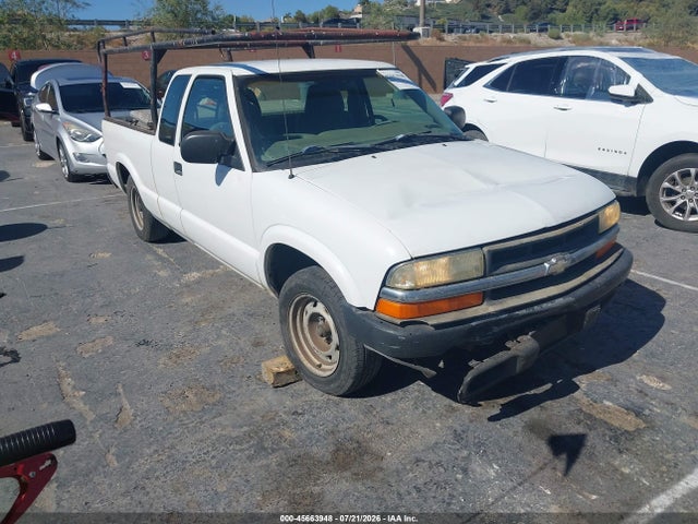 45663948 :رقم المزاد ، 1GCCS19X838251335 vin ، 2003 Chevrolet S-10 مزاد بيع