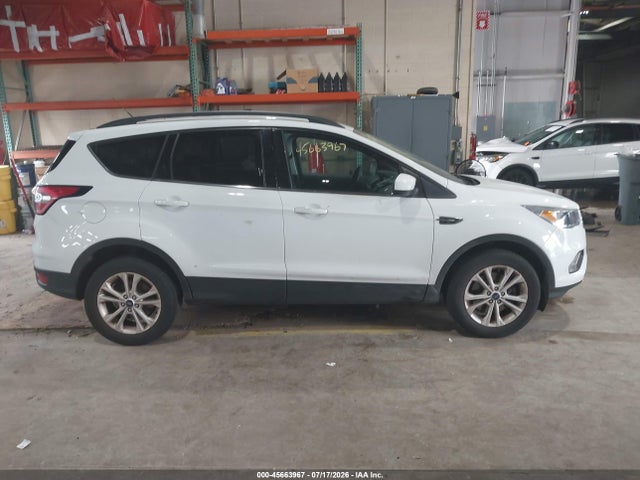 Ford ESCAPE SE 2018 1FMCU9GD9JUD19594 Image 13