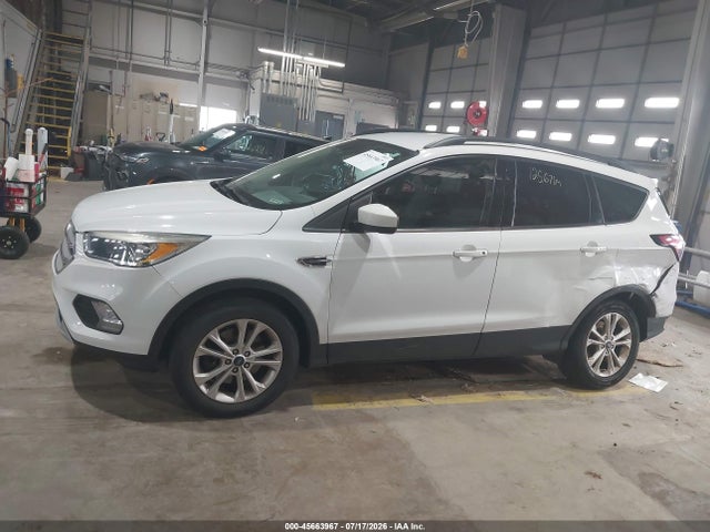 Ford ESCAPE SE 2018 1FMCU9GD9JUD19594 Image 14