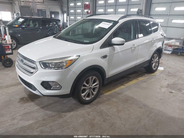 Ford ESCAPE SE 2018 1FMCU9GD9JUD19594 Image 2
