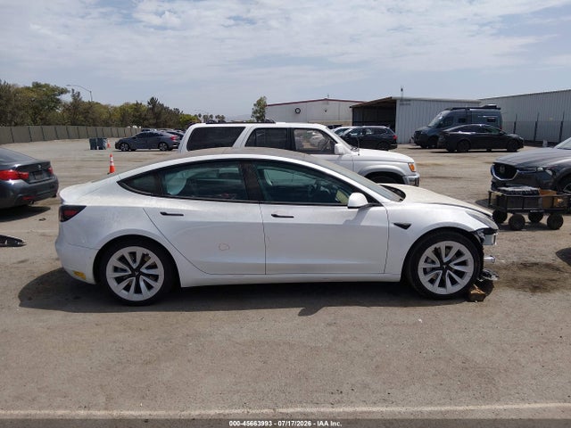 Tesla Model 3 Standard Range Plus Rear-wheel Drive 2021 5YJ3E1EA5MF069022 Image 13