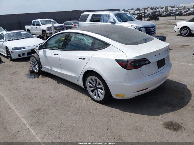 Tesla Model 3 Standard Range Plus Rear-wheel Drive 2021 5YJ3E1EA5MF069022 Image 3