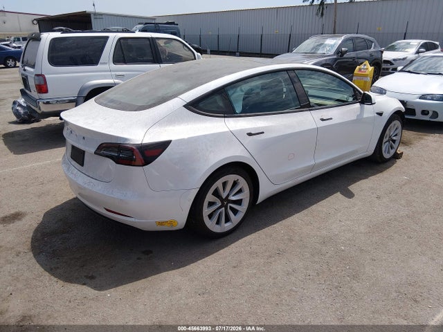 Tesla Model 3 Standard Range Plus Rear-wheel Drive 2021 5YJ3E1EA5MF069022 Image 4