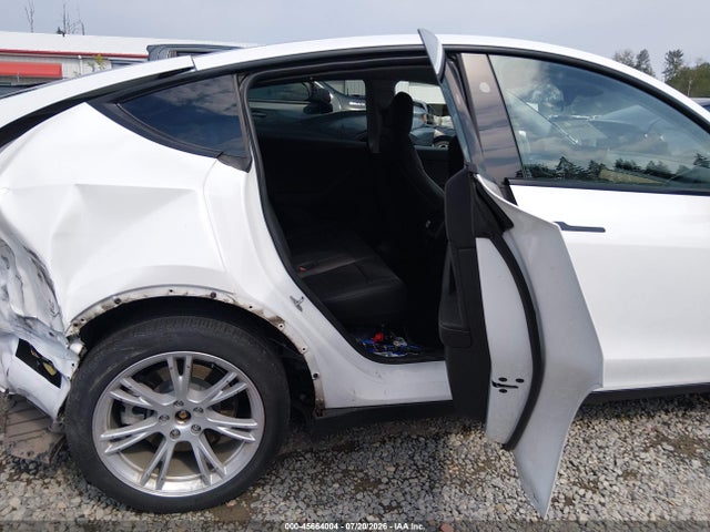 Aukcja sprzedaży 2024 Tesla Model Y Long Range Dual Motor All-wheel Drive, vin: 7SAYGDEEXRA219721, numer aukcji: 45664004