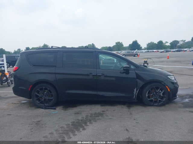 2021 Chrysler Pacifica Touring L მანქანა იყიდება აუქციონზე, vin: 2C4RC1BG9MR565714, აუქციონის ნომერი: 45664024