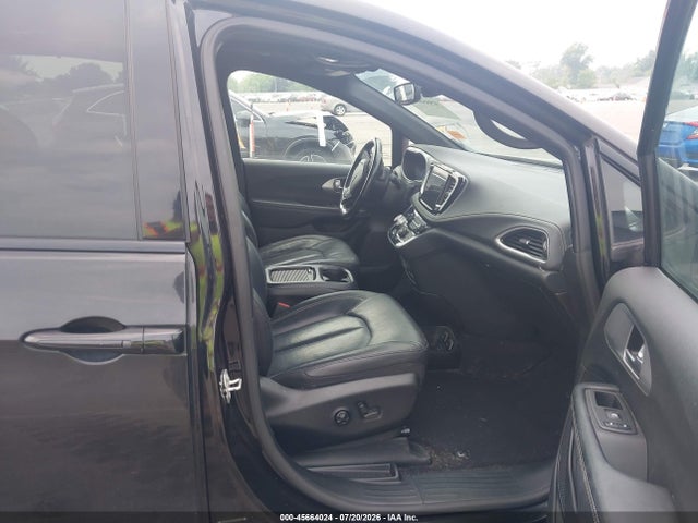 2021 Chrysler Pacifica Touring L მანქანა იყიდება აუქციონზე, vin: 2C4RC1BG9MR565714, აუქციონის ნომერი: 45664024