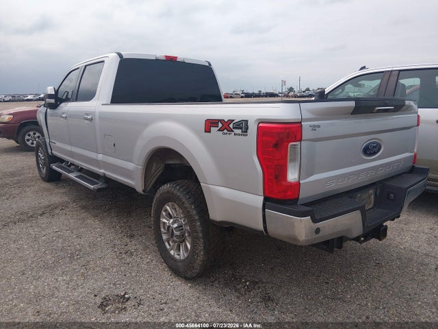 1FT8W3BT6KEF64557 Ford F-350 Xlt