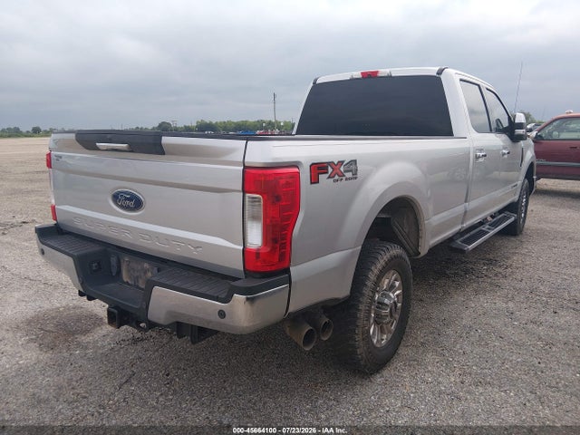 1FT8W3BT6KEF64557 Ford F-350 Xlt