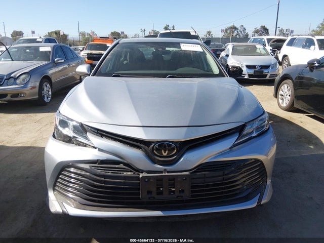 Toyota CAMRY LE 2020 4T1C11AK3LU319529 Image 12