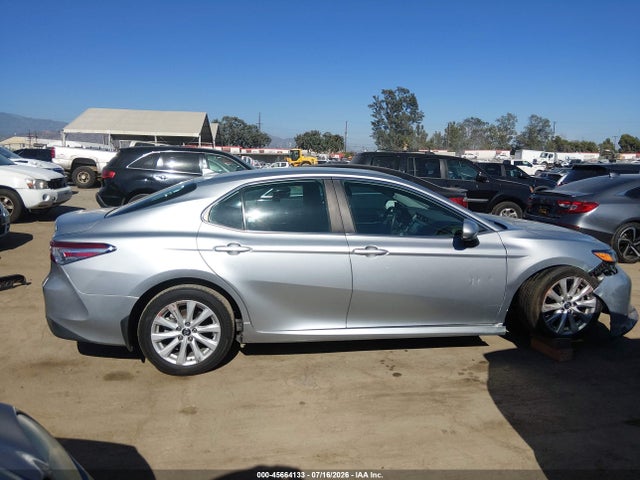 Toyota CAMRY LE 2020 4T1C11AK3LU319529 Image 13