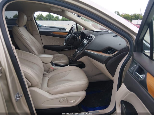 5LMCJ2C90HUL14387 Lincoln MKC SELECT