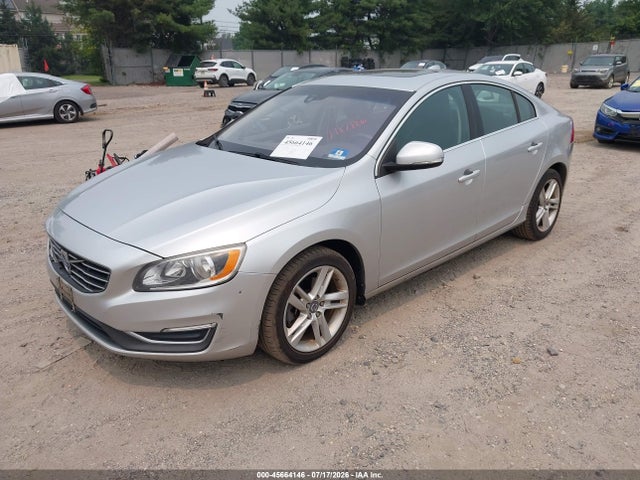 45664146 :رقم المزاد ، YV126MFB4F1305070 vin ، 2015 Volvo S60 T5 Premier مزاد بيع