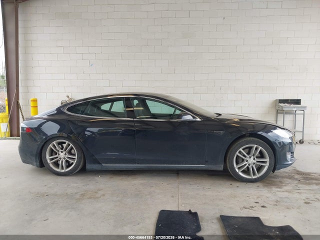 Tesla Model S 60d/70d/75d/85d/90d 2016 5YJSA1E21GF121332 Image 12