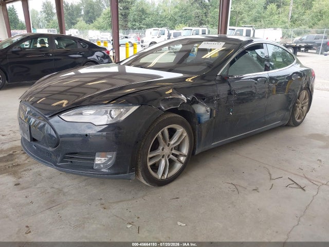 Tesla Model S 60d/70d/75d/85d/90d 2016 5YJSA1E21GF121332 Image 2